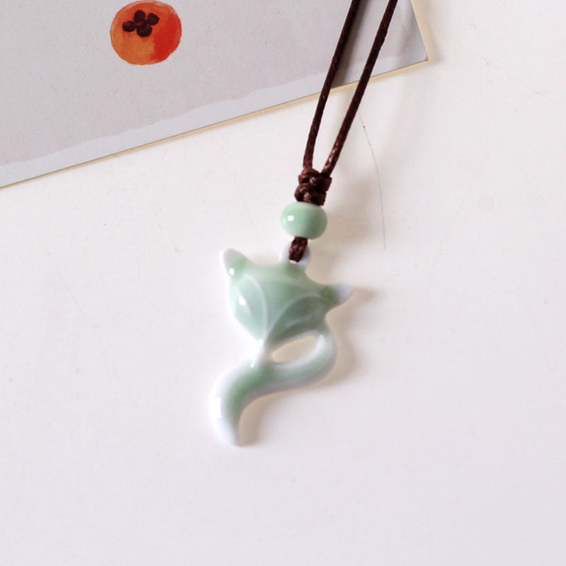 Sweet ceramic small jewelry fox necklace small fresh adult student lady adjustable