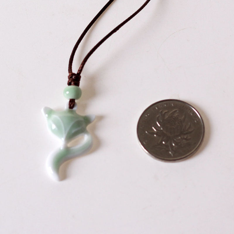 Sweet ceramic small jewelry fox necklace small fresh adult student lady adjustable