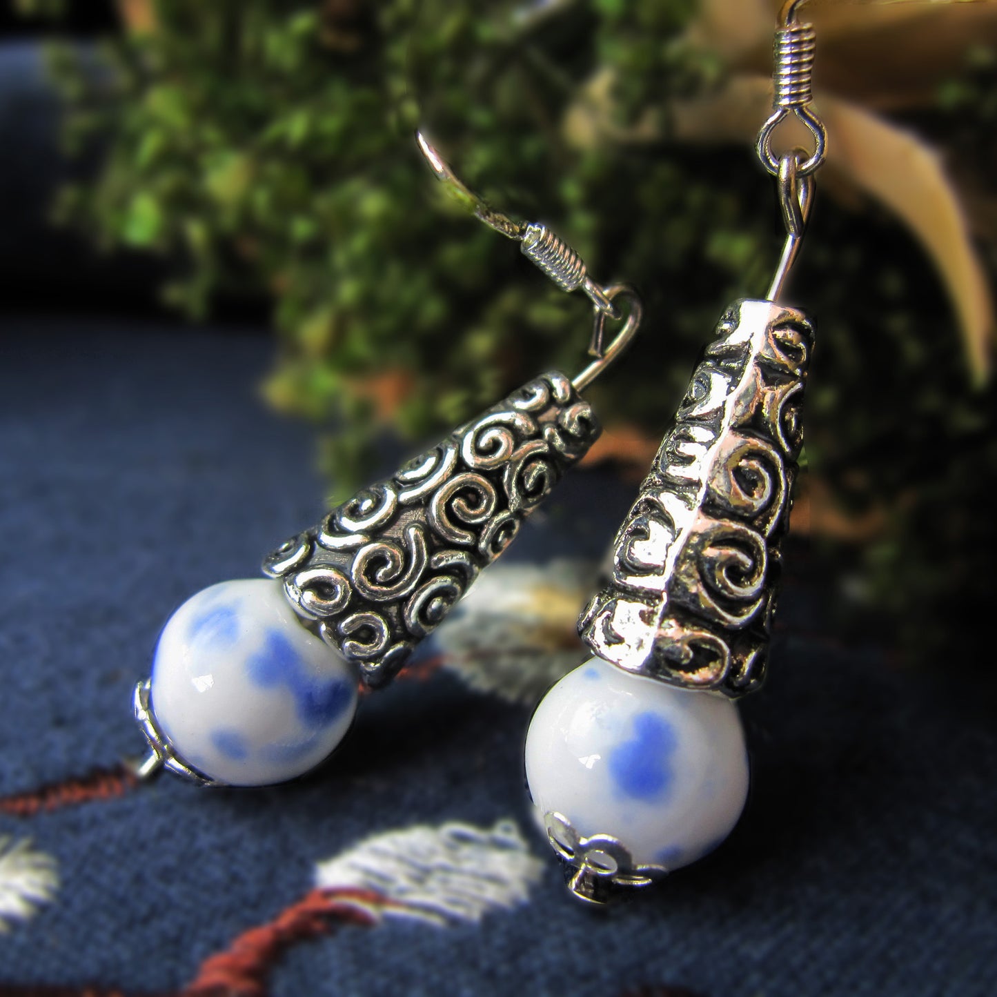 Small town blue and white jewelry handmade jewelry European and American style ceramic earrings accessories cross-border accessories new products