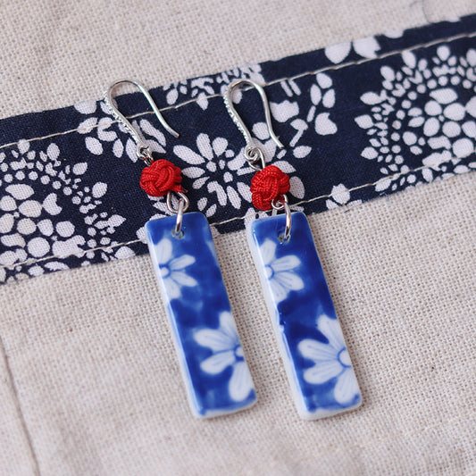 Fashionable retro polygonal blue and white earrings, exquisite handmade paintings, exquisite ceramic jewelry