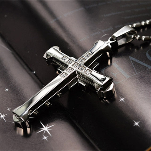 New Fashion Cross Necklace Men Punk Nail Styling Pendant Black Gold Silver Color Chain Creative Necklace Gifts
