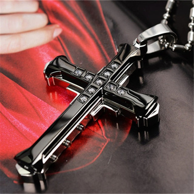 New Fashion Cross Necklace Men Punk Nail Styling Pendant Black Gold Silver Color Chain Creative Necklace Gifts