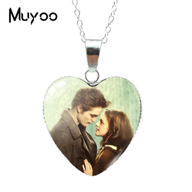 New Twilight Movie Bella Edward Jacob Renesmee Character Heart Pendant Necklace Handmade Jewelry Necklaces HZ3