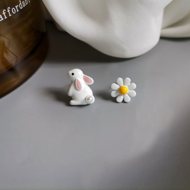 Korean Style Flower Cute Animal Dangle Earrings For Women Moon Stars Kitten Rabbit Balloon Asymmetric Earring Party Jewelry Gift